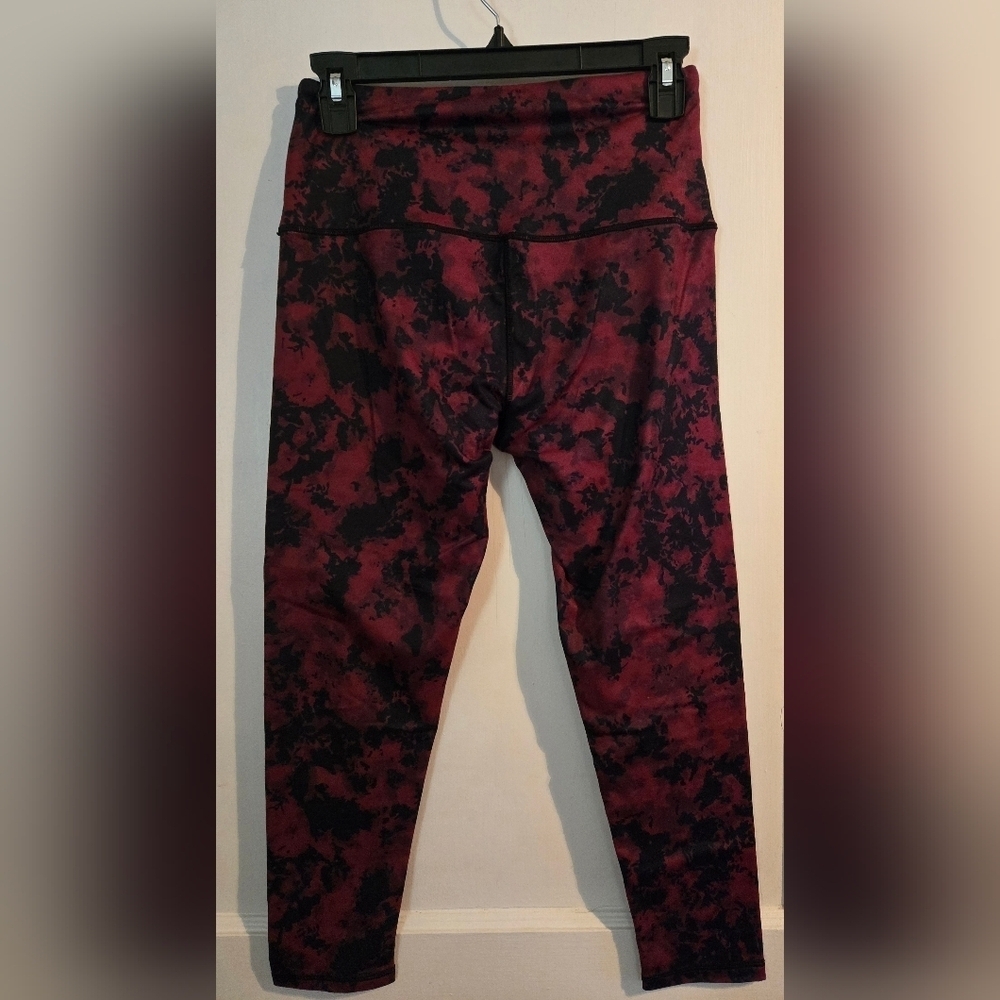 NWOT | Sol and Mane | Women's Alana Moon Tides Legging | Red/Black/Plum | Medium - Picture 12 of 14
